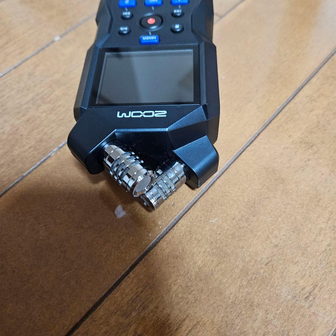 Zoom H4essential ハンディレコーダー