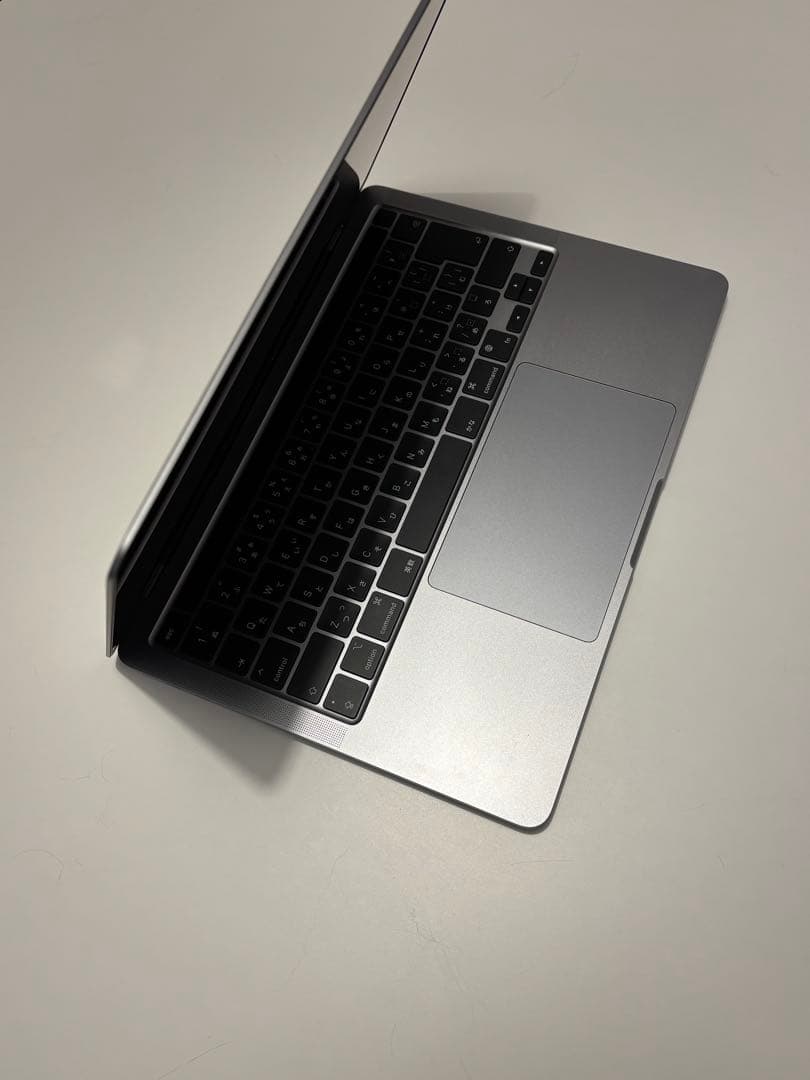 【美品】MacBook Pro M2チップ