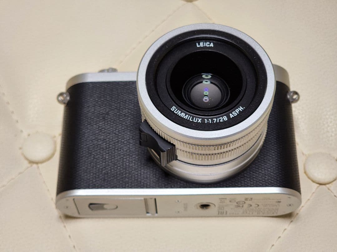 ライカQ Typ116 シルバー 付属品完備+プロテクター+非純正バッテリー