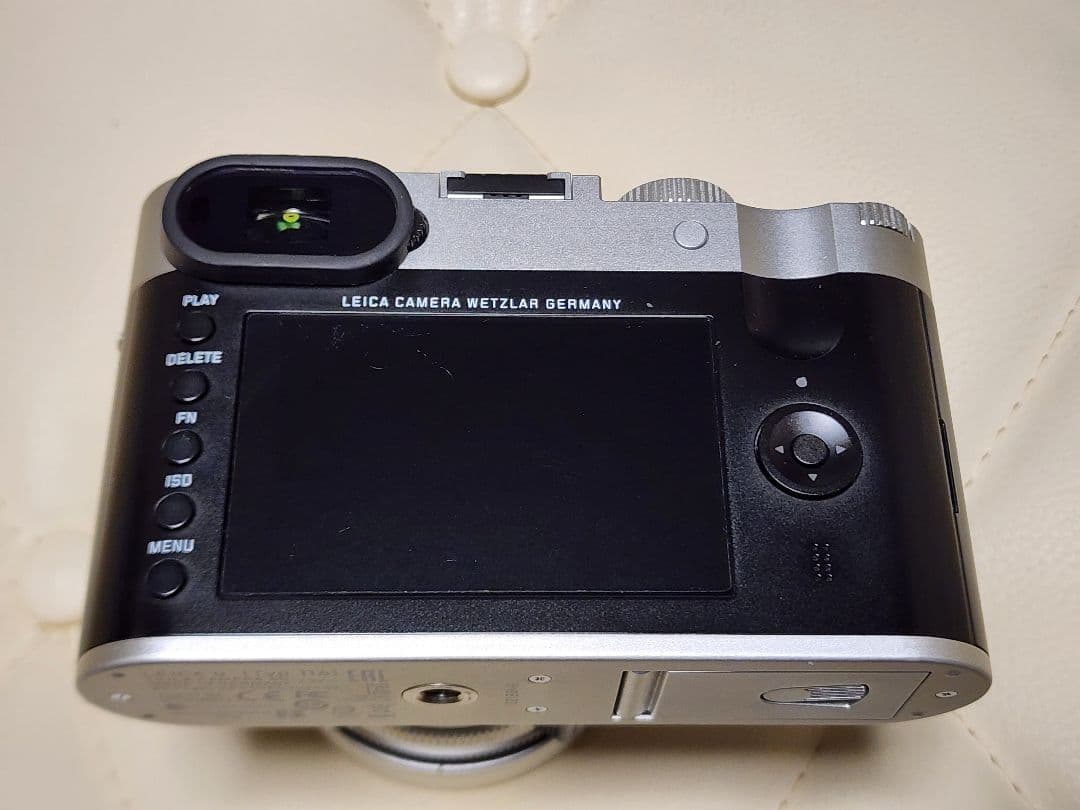 ライカQ Typ116 シルバー 付属品完備+プロテクター+非純正バッテリー