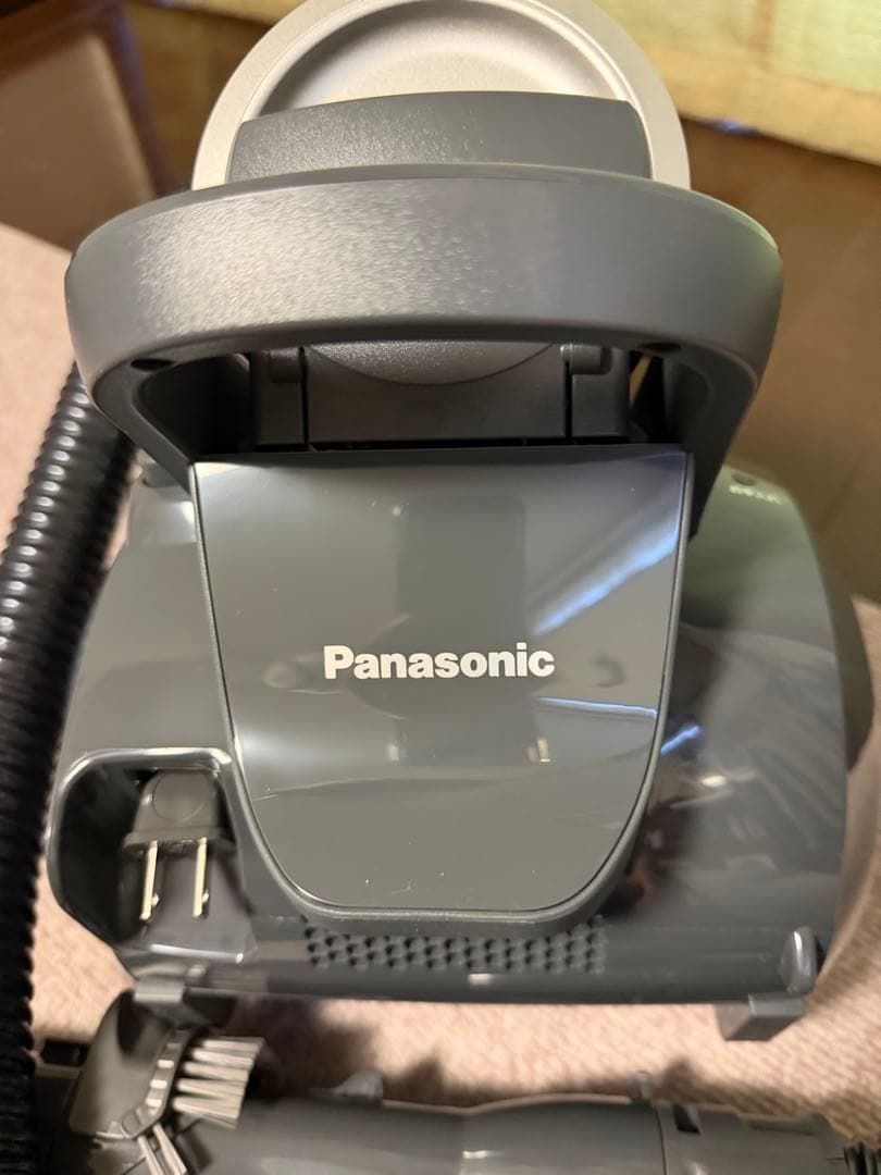 Panasonic サイクロン掃除機　MC-SR44K-A
