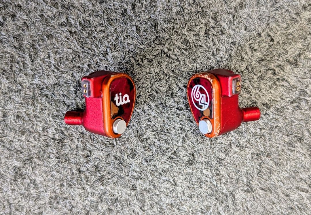 イヤホン 64Audio U18t U18 Tzar 64A-0373