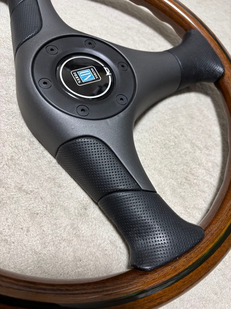 ナルディ　ステアリング Z5（NARDI Z5）