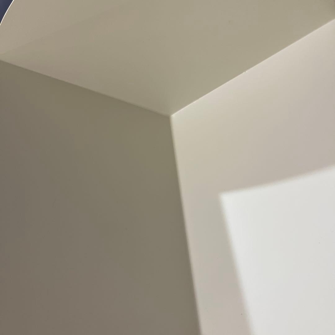 kaji___a  ヘイ　サイドスリットテーブル　ホワイト