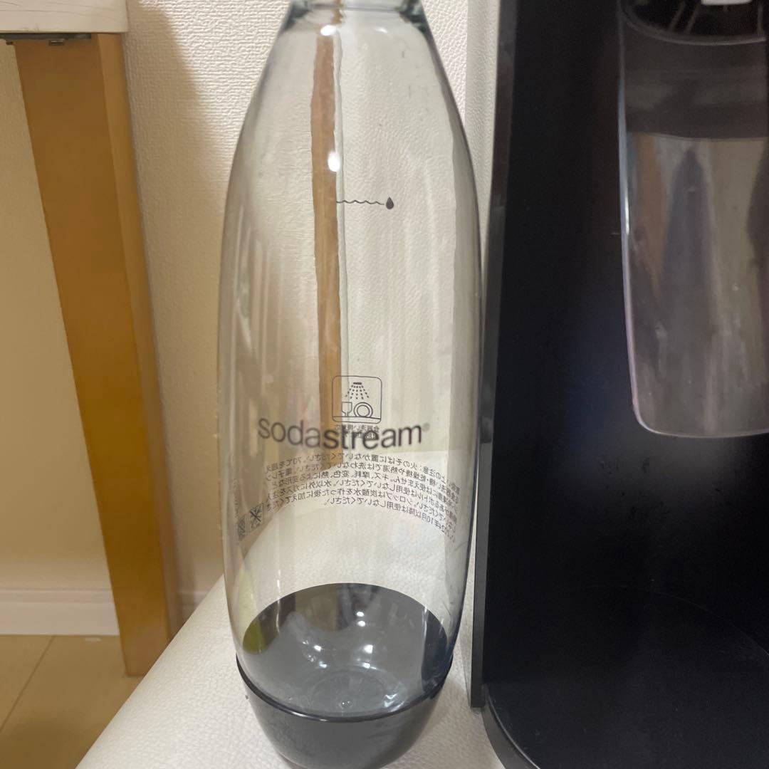 ソーダストリームsoda stream本体箱無し+ガスボンベ1本説明書付き