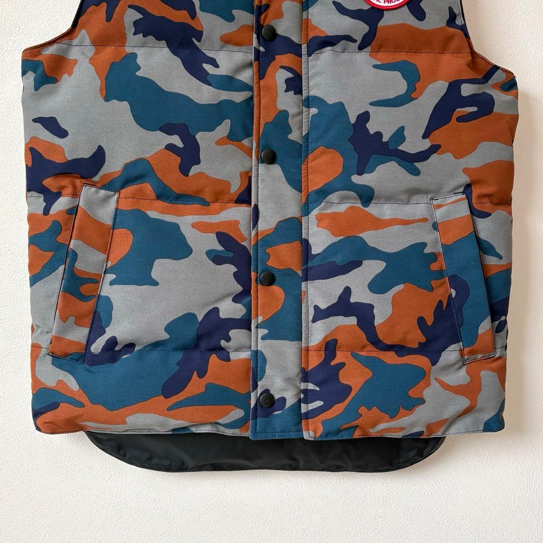 【極美品】  カナダグース ダウンベスト カモフラ 迷彩