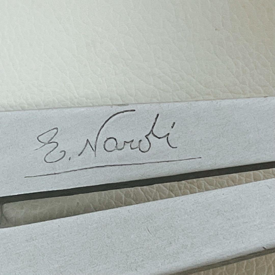 ナルディ　ウッド ステアリング シルバースポーク　飾り台付