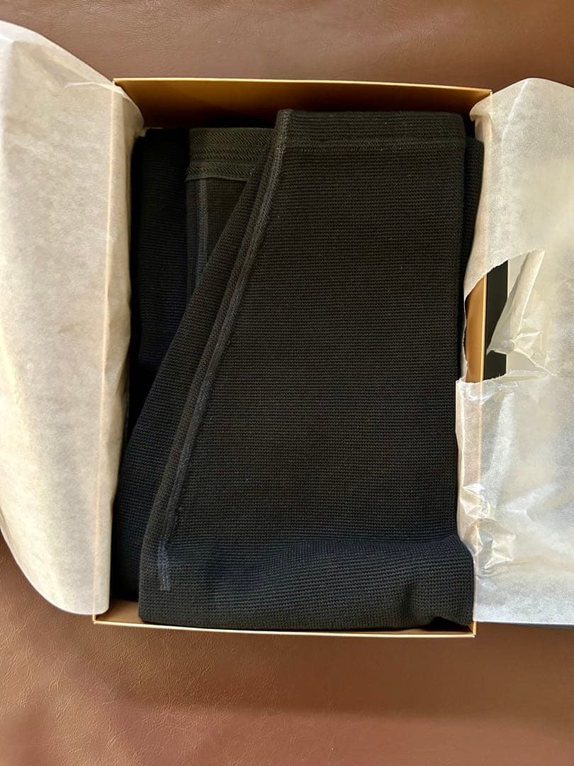 週末特価【新品】 peu a beauté 黒 スパッツサポーター LLサイズ