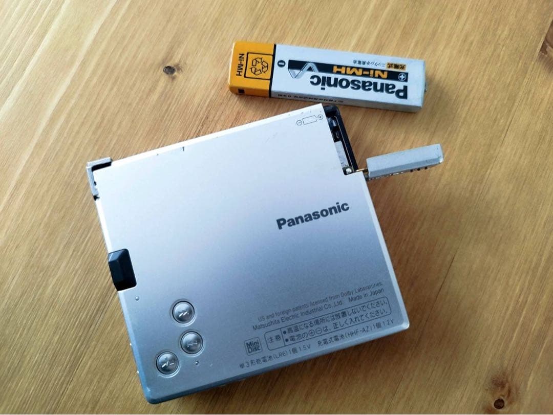 ポータブルプレーヤー Panasonic PORTABLE MD PLAYER SJ-MJ50