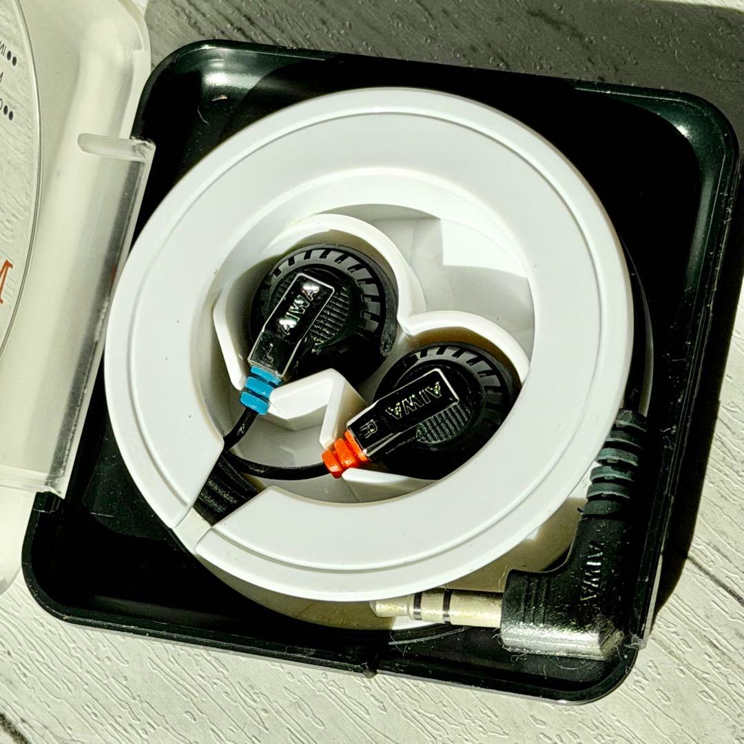 aiwa「HP-V1」インナーイヤー型ステレオイヤホン