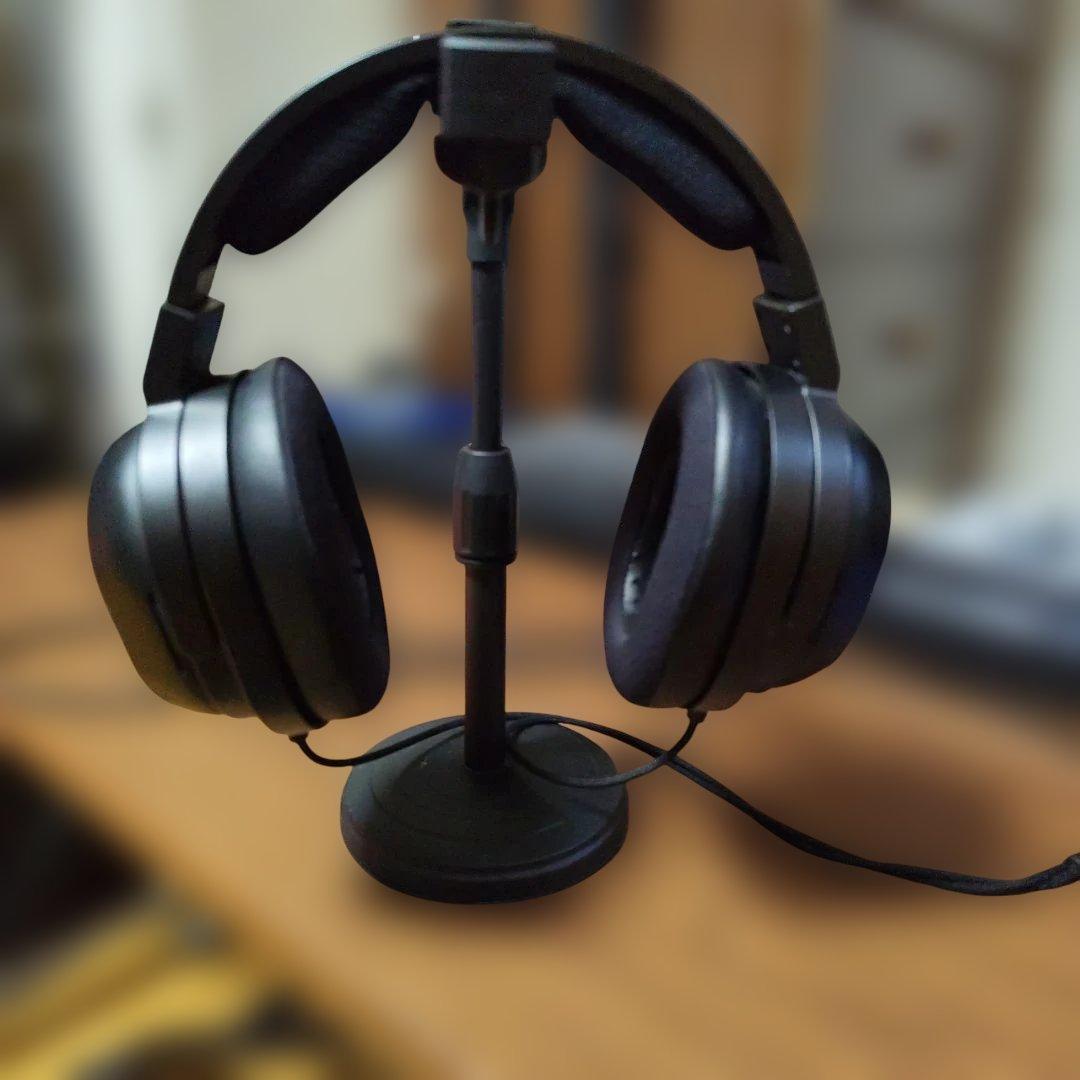 送料込みMOONDROP　JOKER水月雨　有線ヘッドホン　伸縮機能付スタンド付