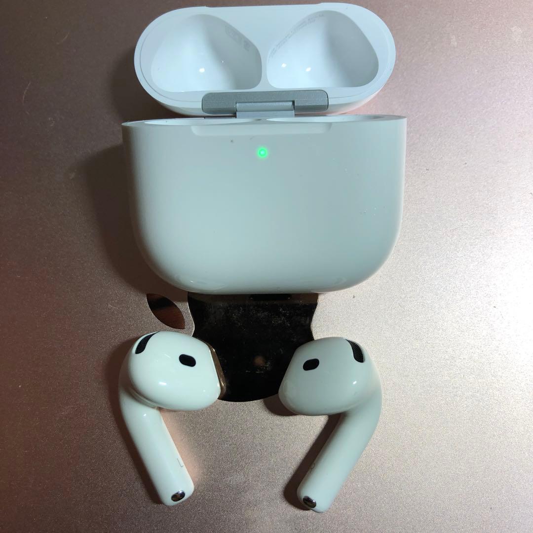 Apple AirPods 第4世代　A3058 3050 3053