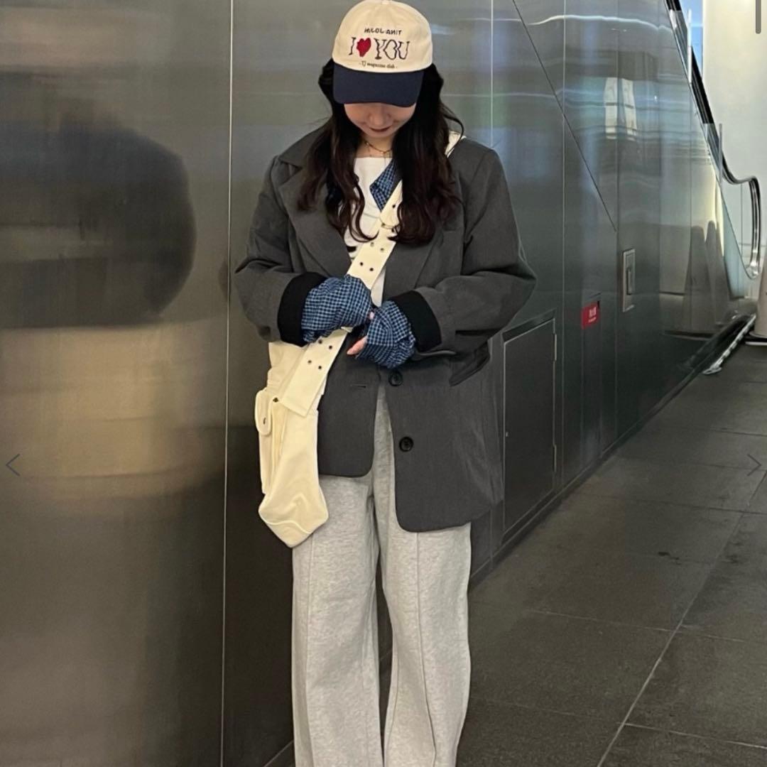 tinajojun ハート刺繍入り テーラードジャケット グレー