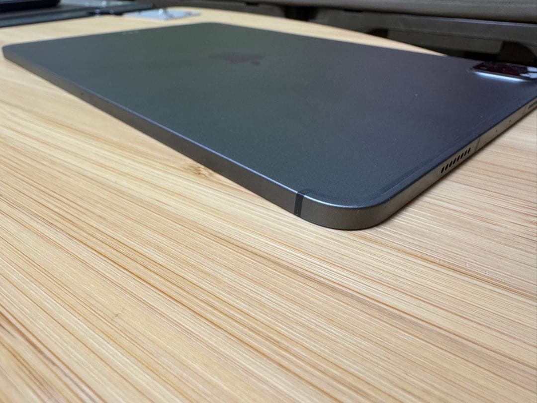 iPad Pro11 インチ第3世代のCellularモデル