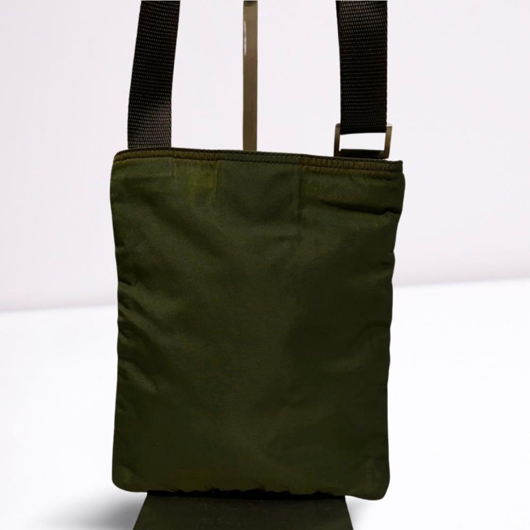 【正規品】プラダ PRADA ショルダーバッグ 三角ロゴ カーキ系 男女兼用