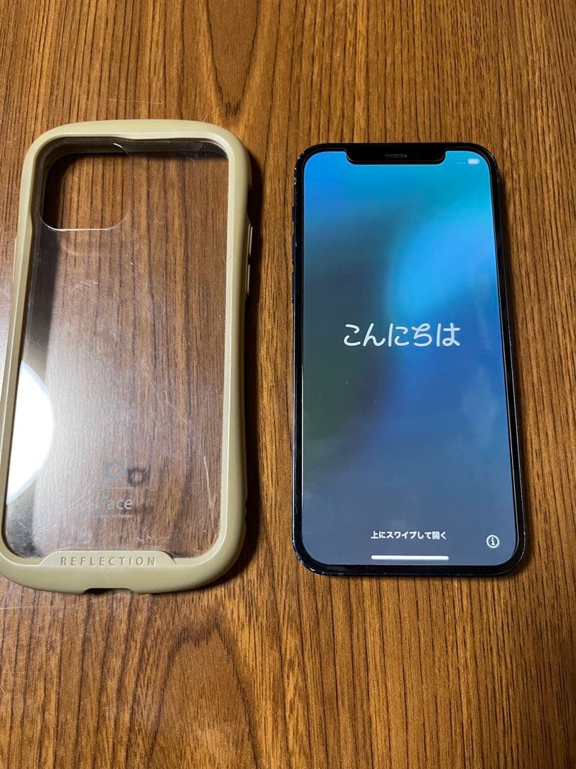 Apple iPhone 12 256GB ケース付き