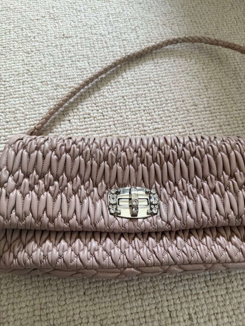 ミュウミュウ　パーティーバッグ