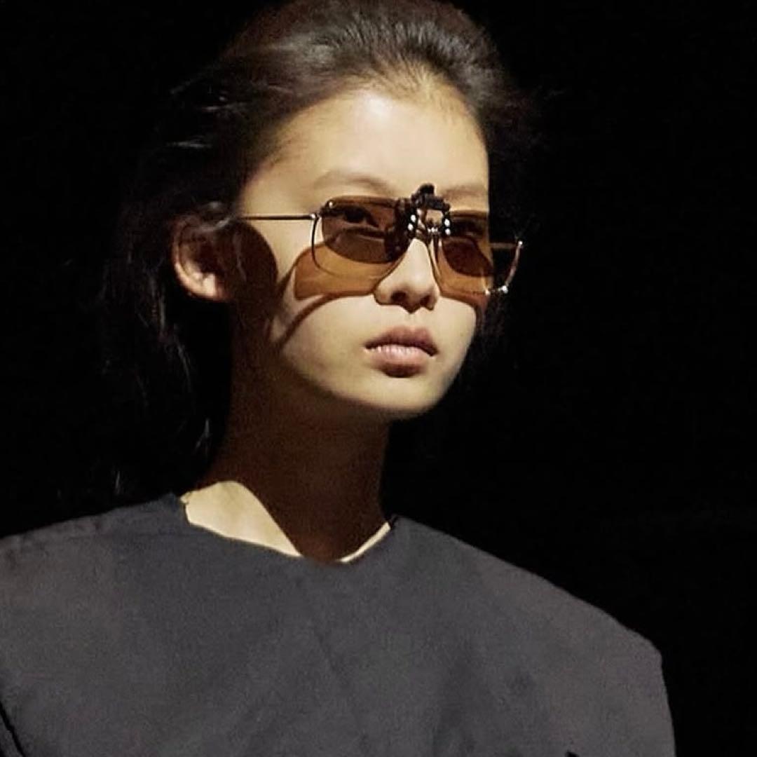 Hodakova chimi サングラス