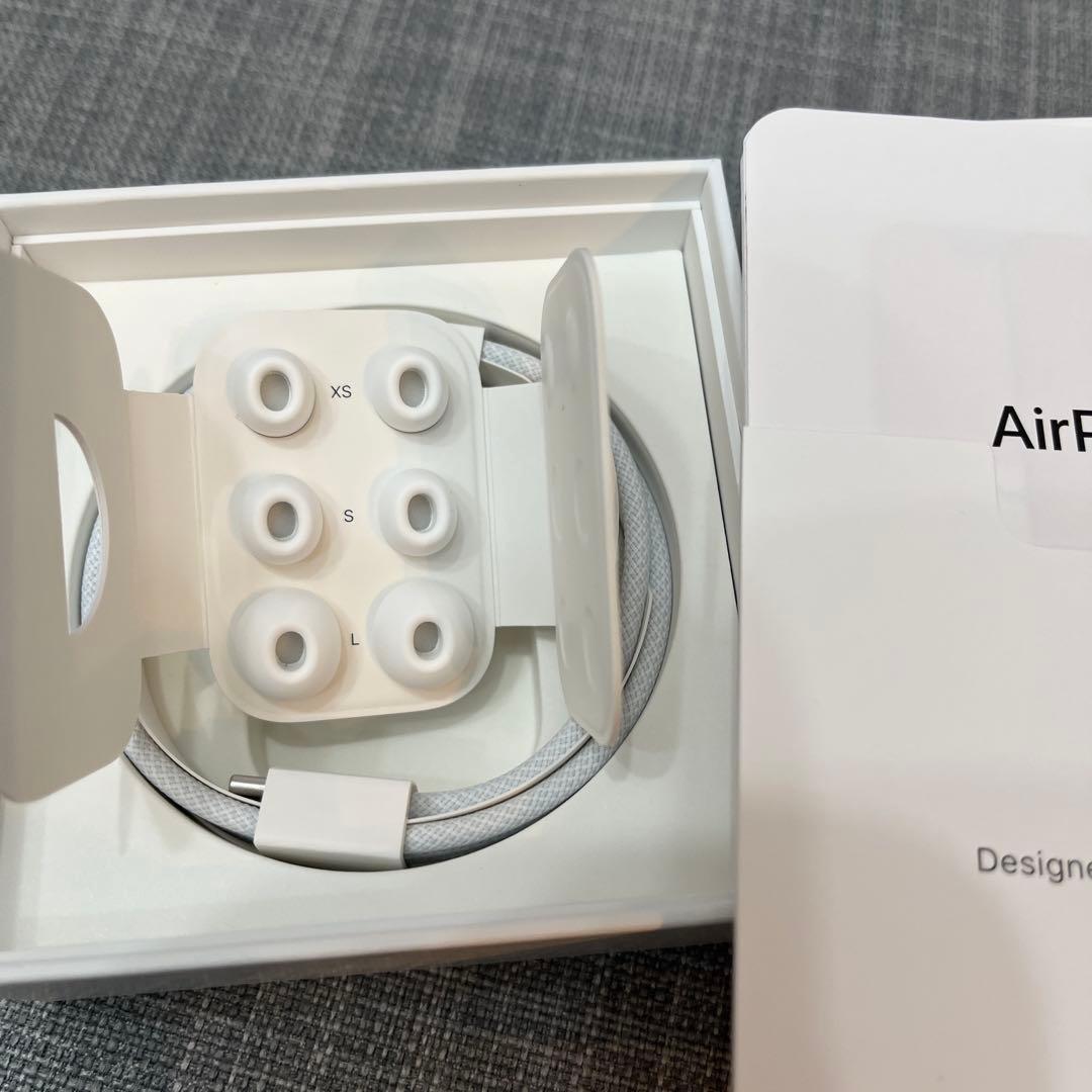AirPods Pro (第2世代) 本体　⭐︎美品⭐︎➕オマケケース付き　送料無料