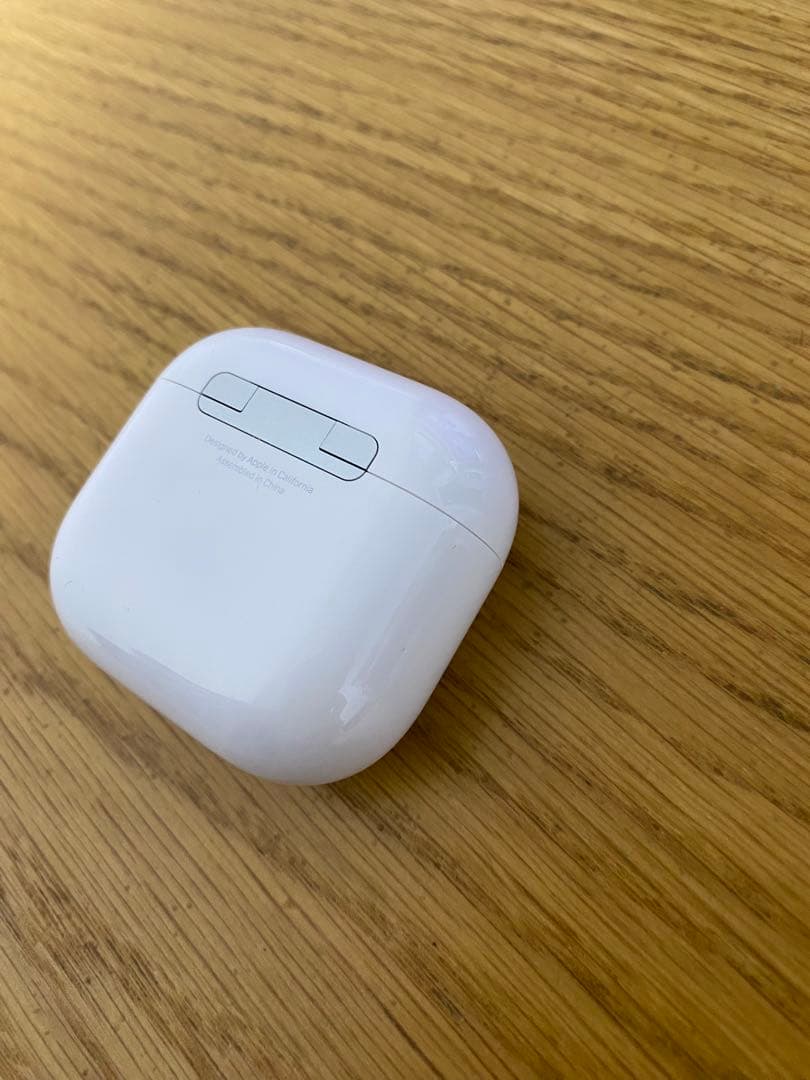 AirPods 4 ノイズキャンセリング　AppleCare