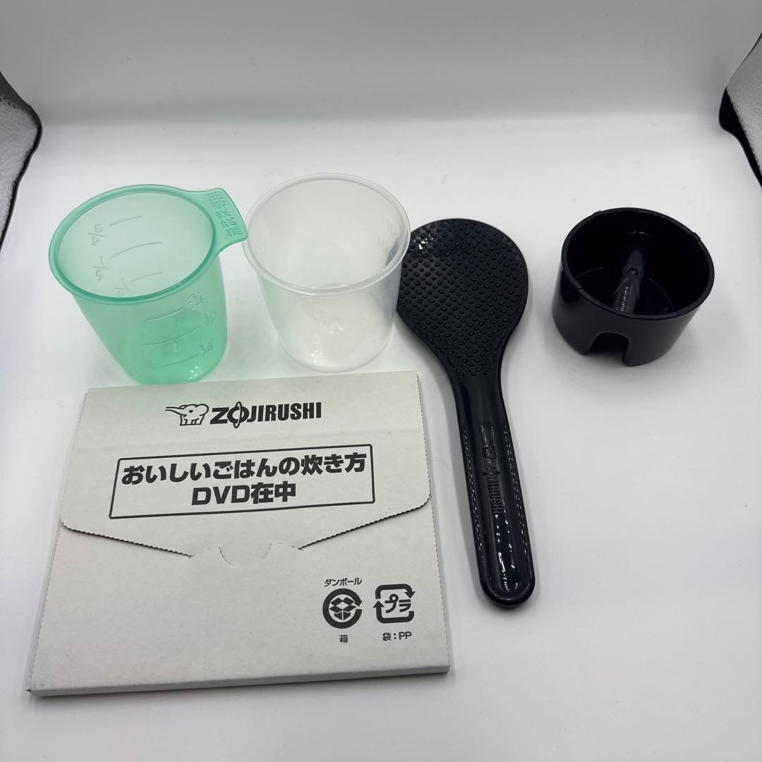 【未使用品】象印 炊飯器 圧力IH式 南部鉄器極め羽釜 5.5合 NP-WT10