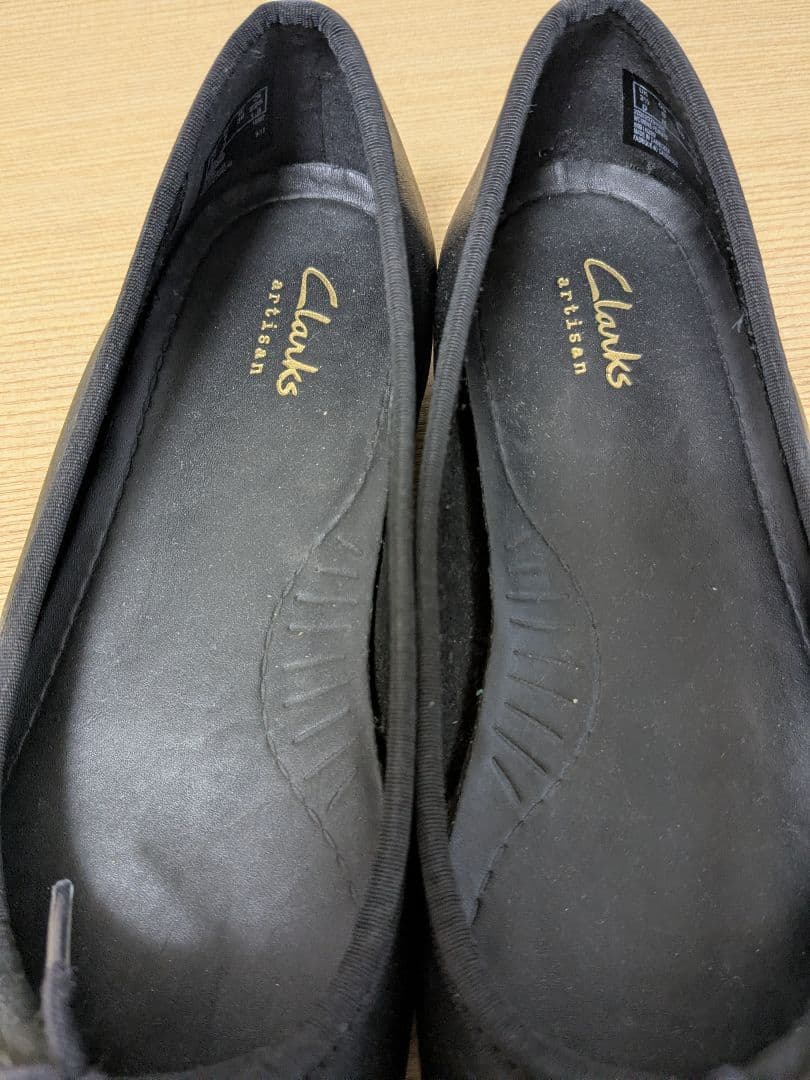 クラークス フレックルアイス フラットシューズ 22.5