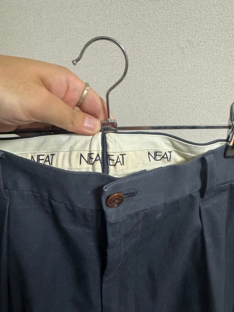NEAT チノパン ネイビー　サイズ44