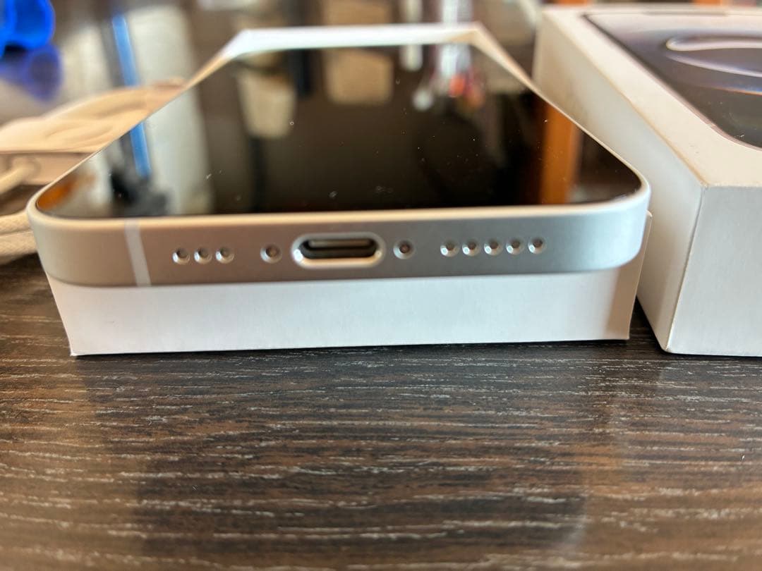 iPhone 16e 128美品本体