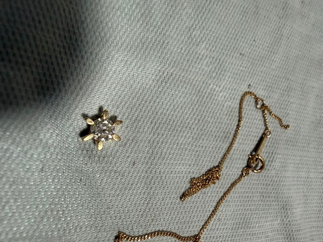 k18.D0.36/チェーン留金k18刻印有りでバラバラです。総重量1.74g