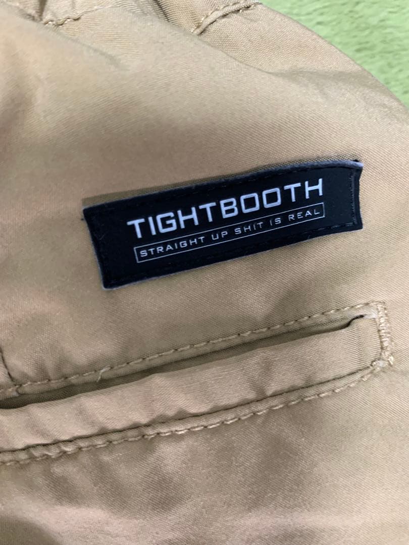 タイトブース　カーゴパンツ　ベージュ