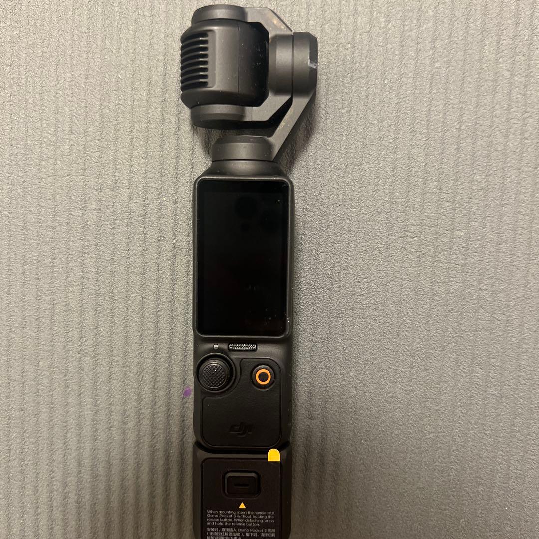 DJI Osmo Pocket 3軸ジンバル付き
