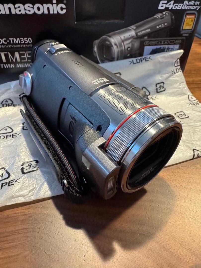 Panasonic HDC-TM350 64GB ビデオカメラ
