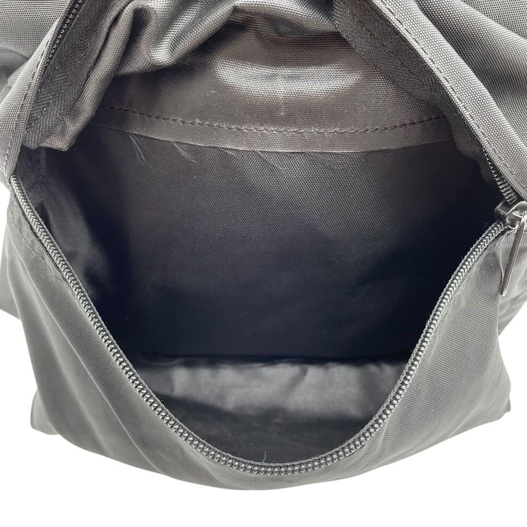 未使用級✨エルベシャプリエ 978N ナイロンデイバッグ リュック 黒