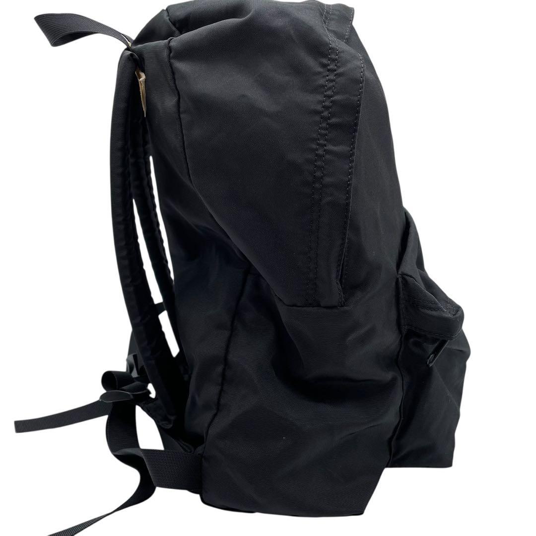 未使用級✨エルベシャプリエ 978N ナイロンデイバッグ リュック 黒