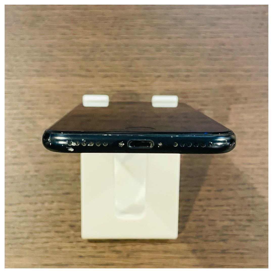 iPhoneSE3 本体 ブラック 64GB SIMフリー 本体 大人気 高品質