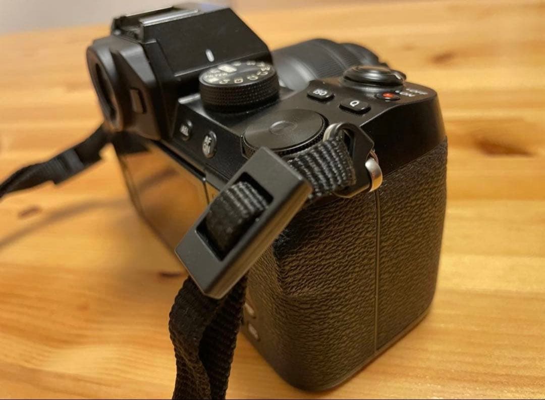 【美品】【レンズ付き】富士フイルム X-S10 XC15-45mm レンズキット