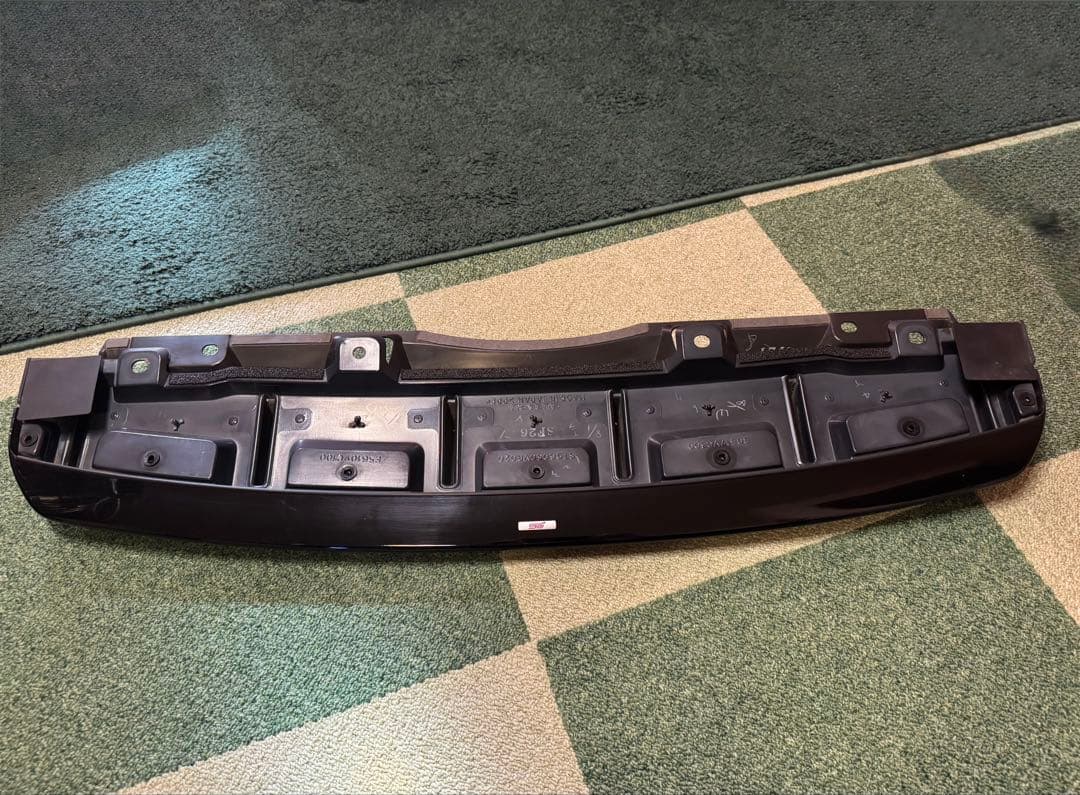 【おしんた】レヴォーグ　VN型 STIリアアンダースポイラー