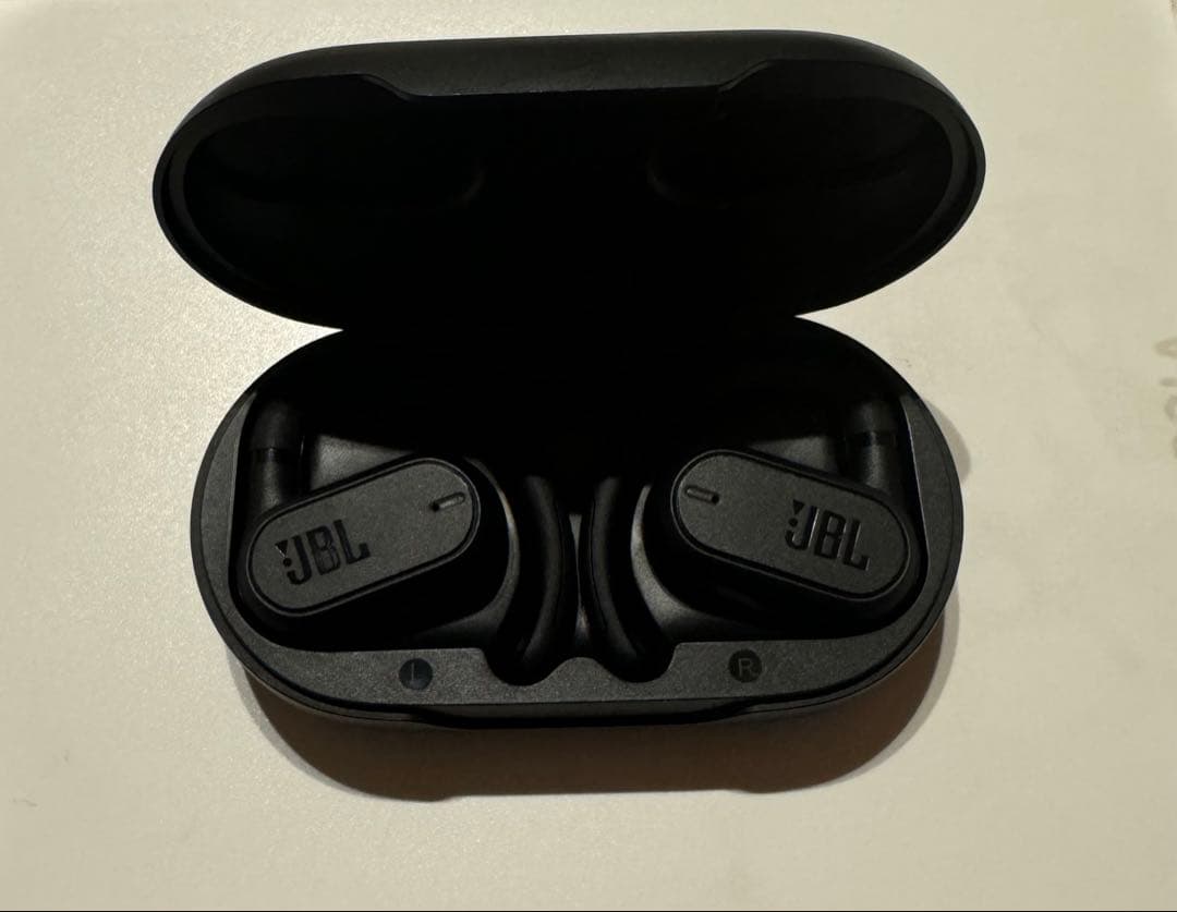 JBL SOUNDGEAR SENSE 完全ワイヤレスイヤホン