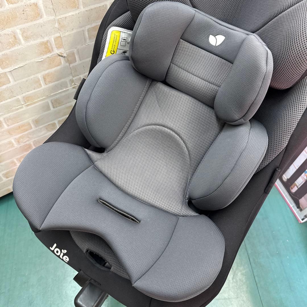 ジョイー　チャイルドシート isofix 回転式　新生児から