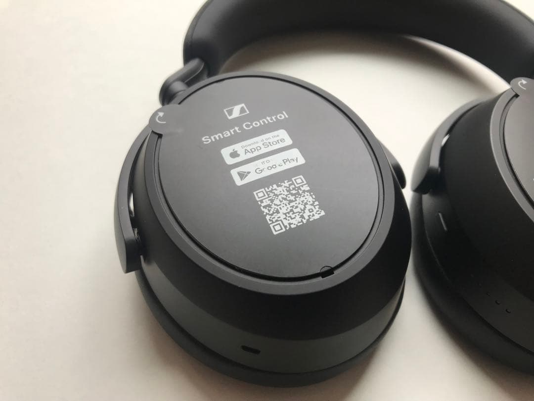 極美品！SENNHEISER / MOMENTUM 4 Wireless / 黒