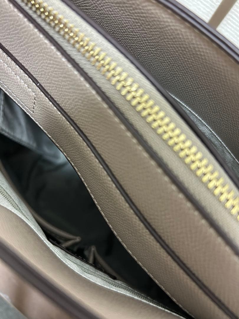 Jewelna Rose OLバッグ・セレム 横型トートバッグ A4グレージュ