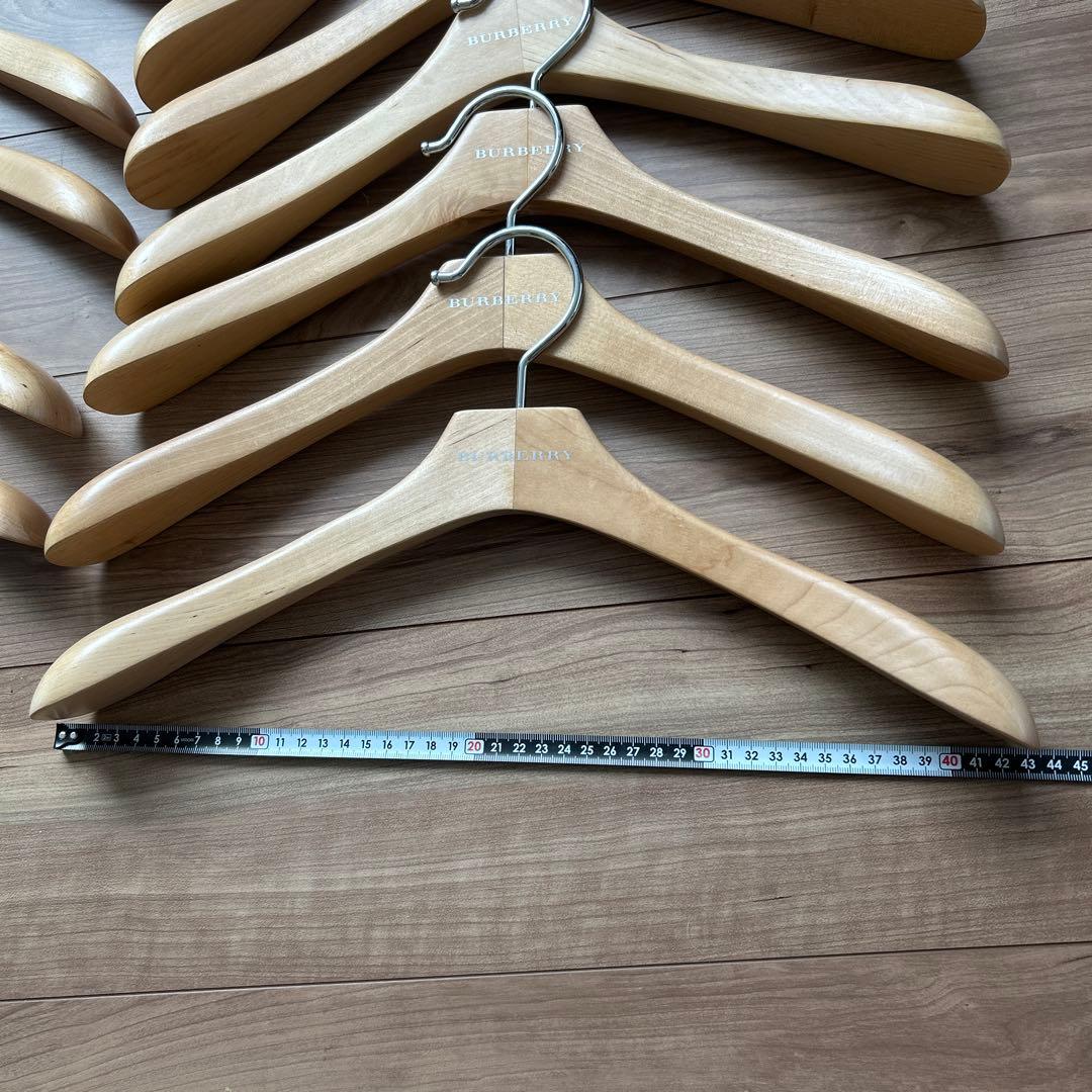 バーバリー 木製衣類ハンガー 5本セット 約43cm