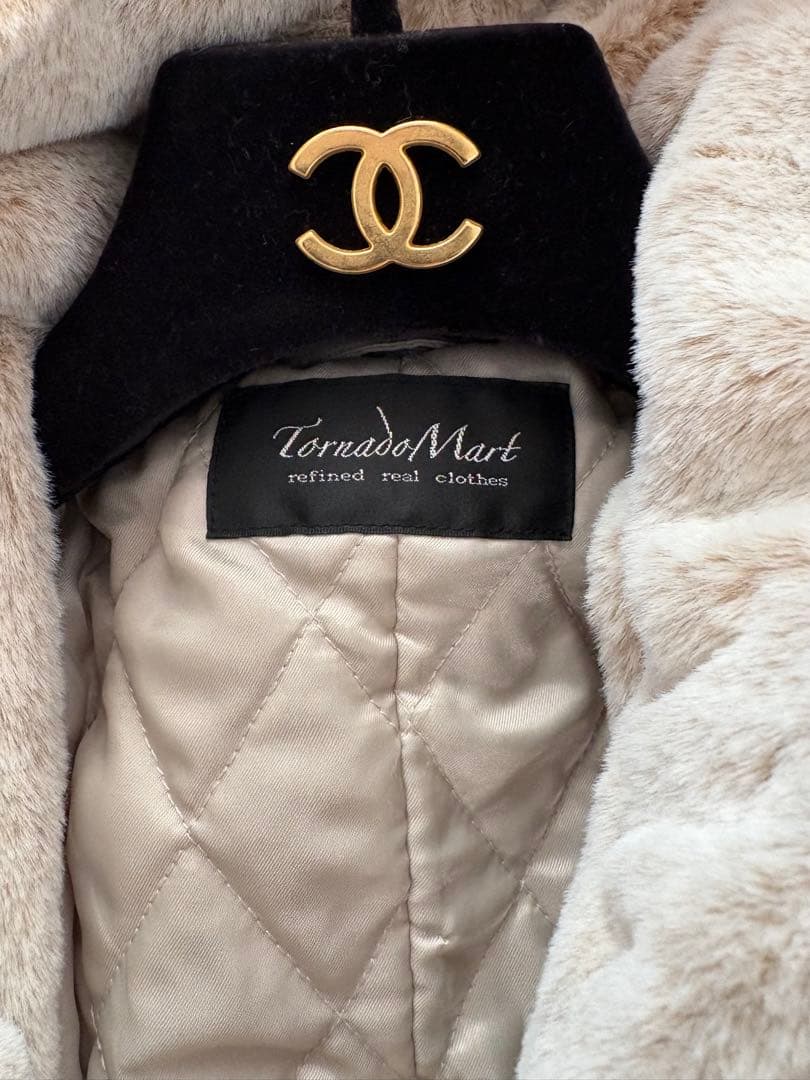 Tornado Mart コート　アイボリー　シャネル　エルメス 好きの方