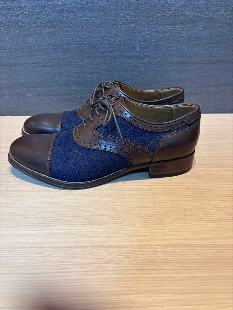 極美品キャサリンハムネットロンドン　31714 日本サイズ26.0cm目安