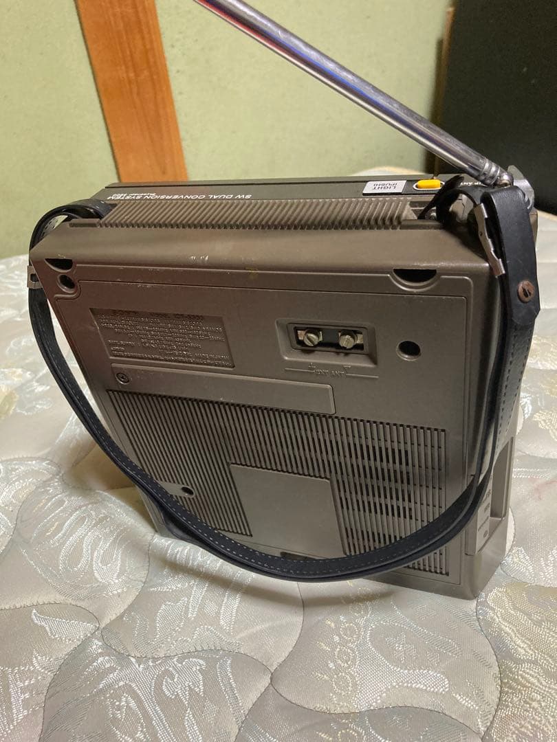 ソニー　ICF-5900 スカイセンサー　BCLラジオ　ジャンク扱い