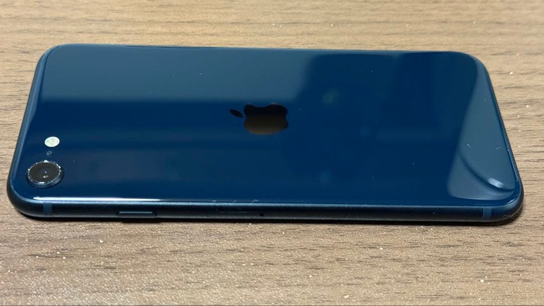 iPhone SE 第三世代 ミッドナイト 64GB