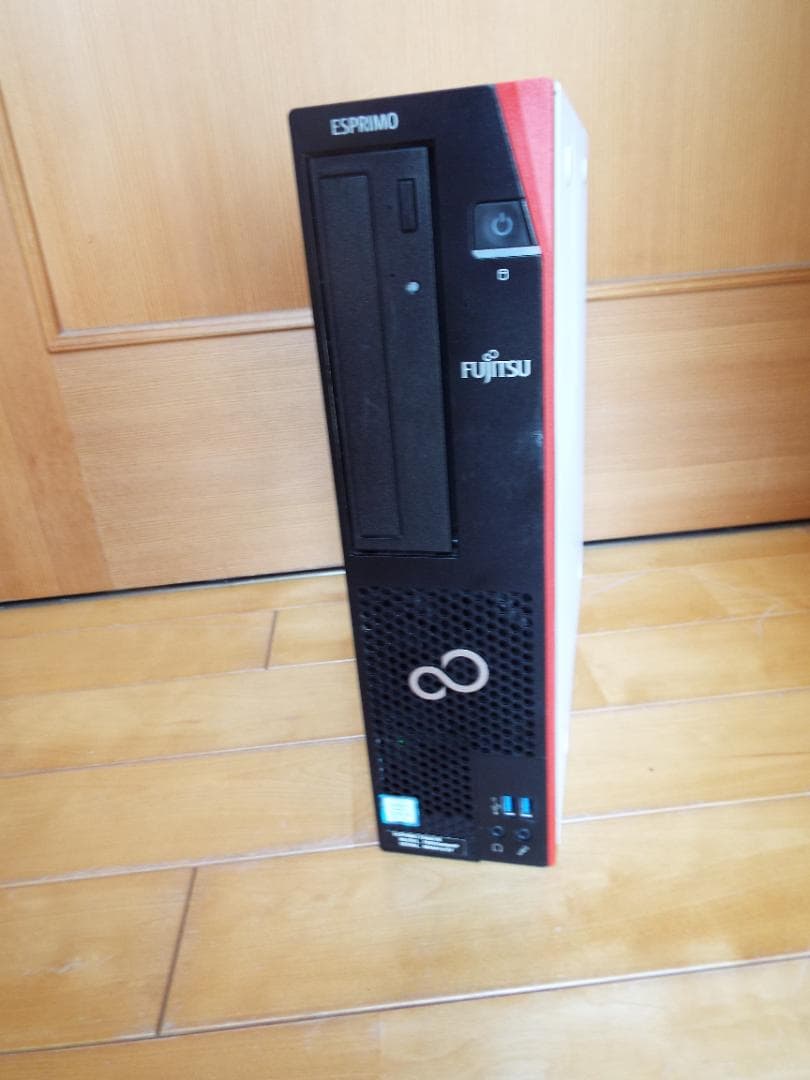 Windowsデスクトップ ESPRIMO D588/VX i5-8500 16G SSD256G+HDD1