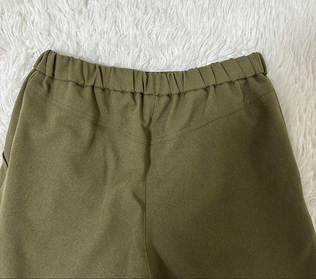 アルベロベロ OLLEBOREBLA ブタさんの刺繍 パンツ