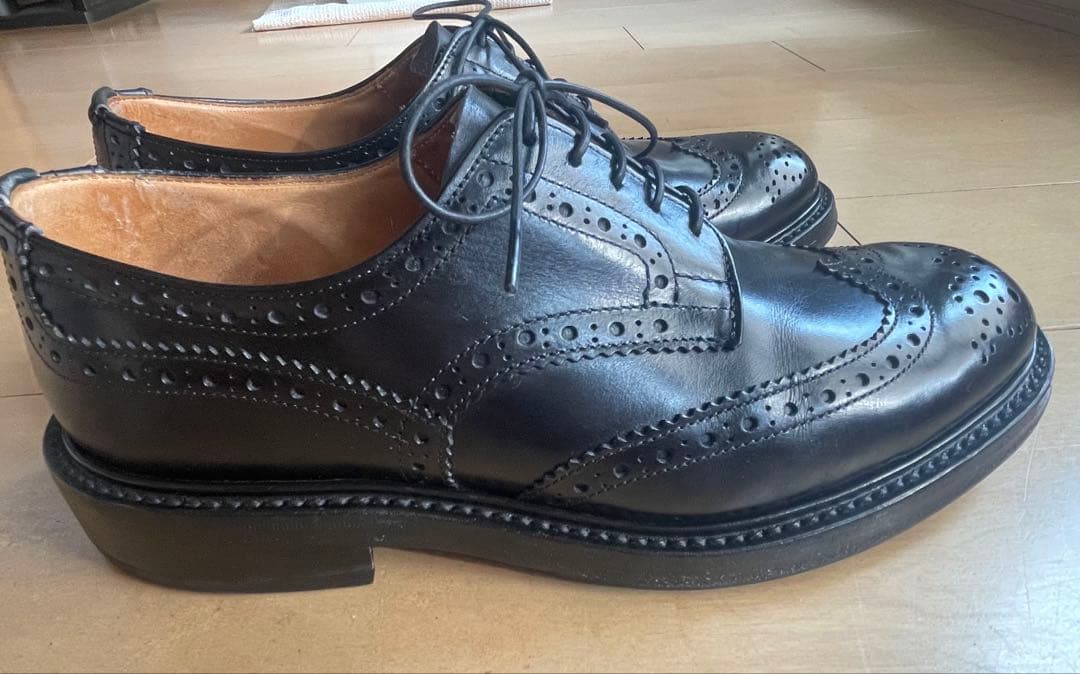 トリッカーズ 8064 ウイングチップ　黒