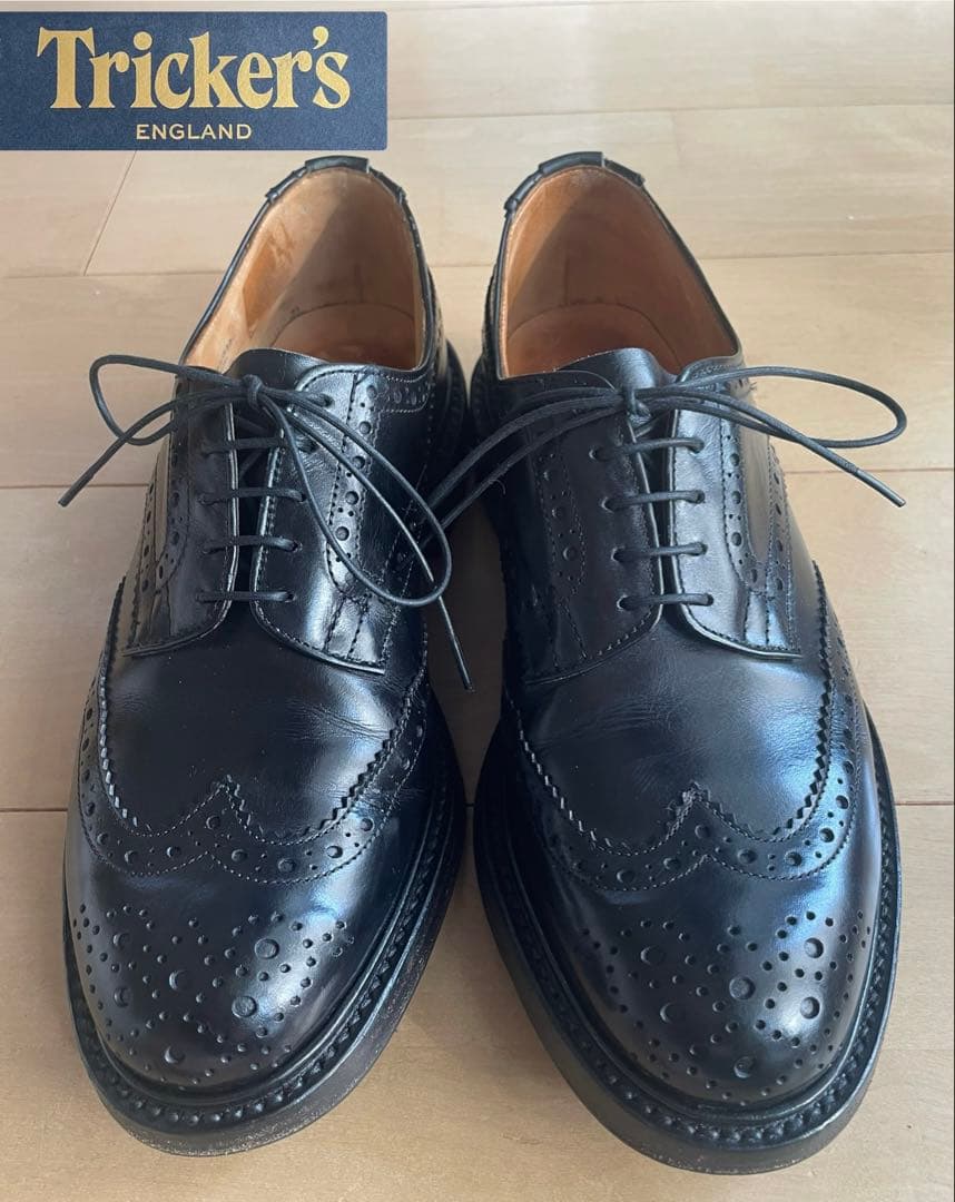 トリッカーズ 8064 ウイングチップ　黒